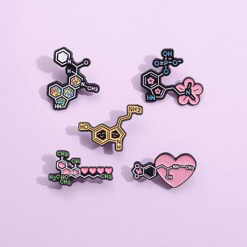 Creative Science Brooch Chemis - Science Max 评论和价格
